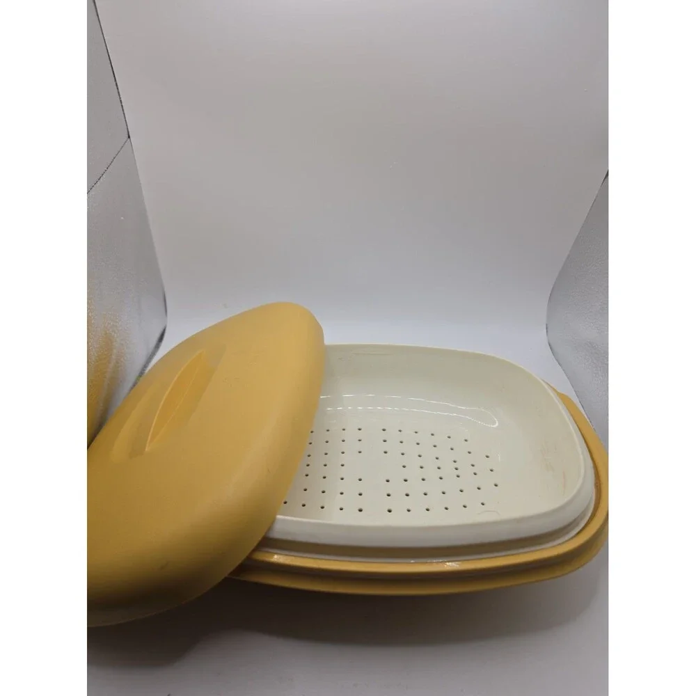 Vintage Tupperware Microwave Vegetable Steamer Set 1273-2 Harvest Gold Complete.